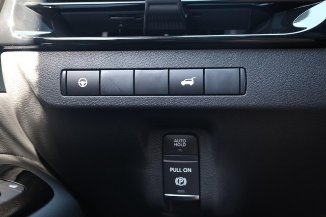Nissan Murano Vehicle Image 23