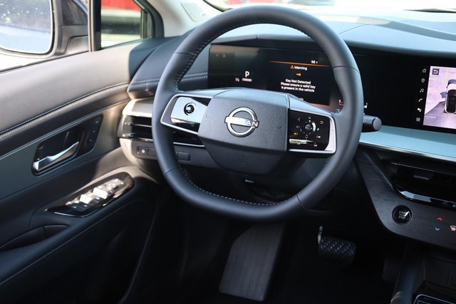 Nissan Murano Vehicle Image 28