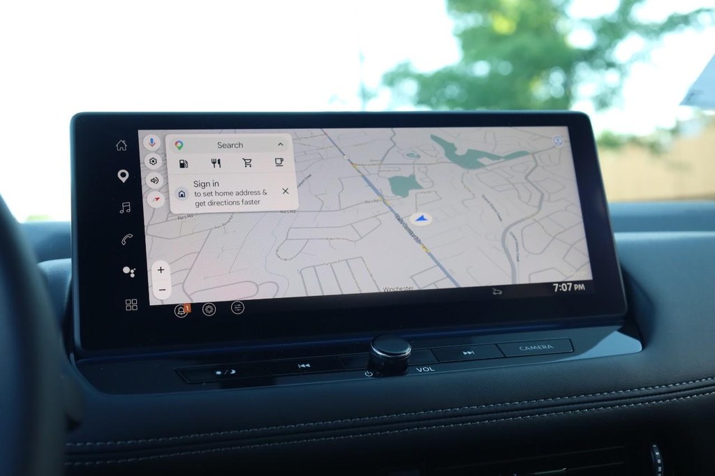Nissan Rogue Vehicle Image 14