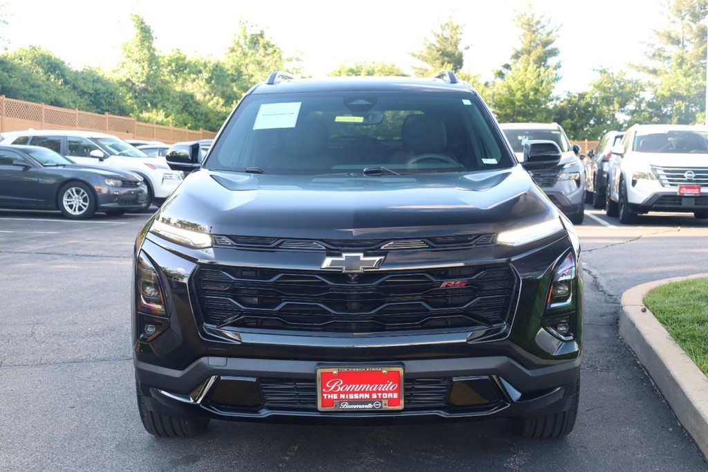 Chevrolet Equinox Vehicle Full-screen Gallery Image 4