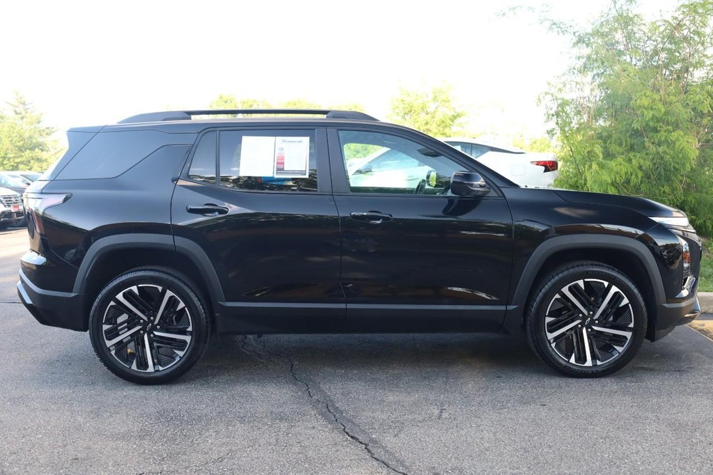 Chevrolet Equinox Vehicle Full-screen Gallery Image 5