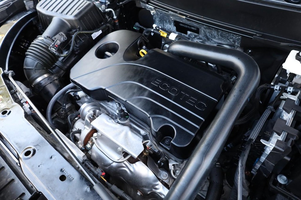 Chevrolet Equinox Vehicle Full-screen Gallery Image 27