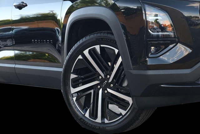 Chevrolet Equinox Vehicle Full-screen Gallery Image 03