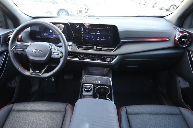 Chevrolet Equinox Vehicle Full-screen Gallery Image 24