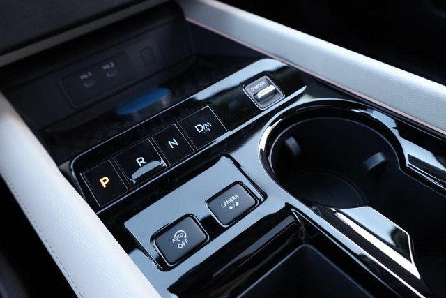 Nissan Murano Vehicle Image 20