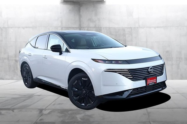 Nissan Murano Vehicle Image 02