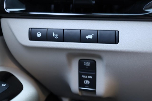 Nissan Murano Vehicle Image 24