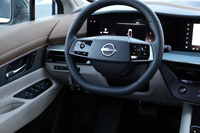 Nissan Murano Vehicle Image 30