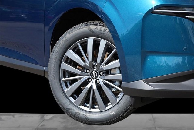 Nissan Murano Vehicle Image 03