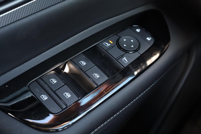 Nissan Murano Vehicle Image 21