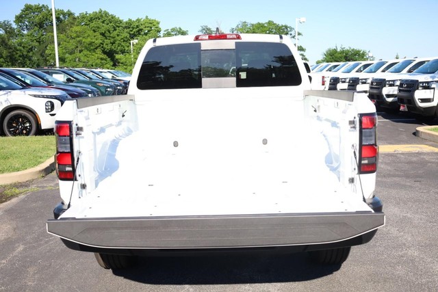 Nissan Frontier Vehicle Image 07
