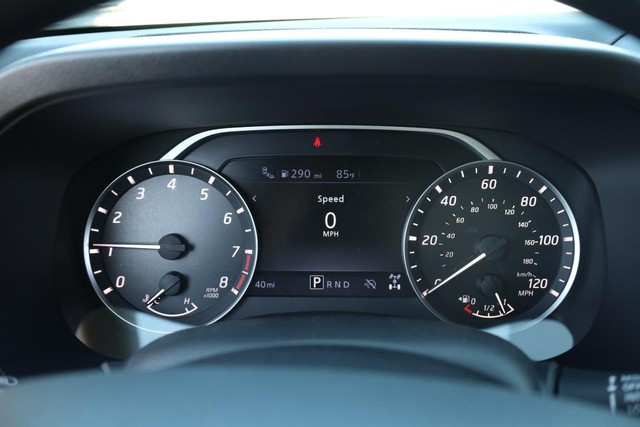 Nissan Frontier Vehicle Image 10