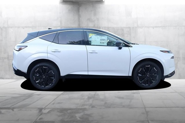 Nissan Murano Vehicle Image 05