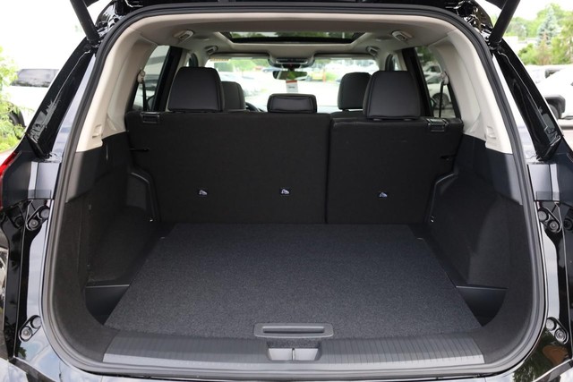 Nissan Rogue Vehicle Image 07