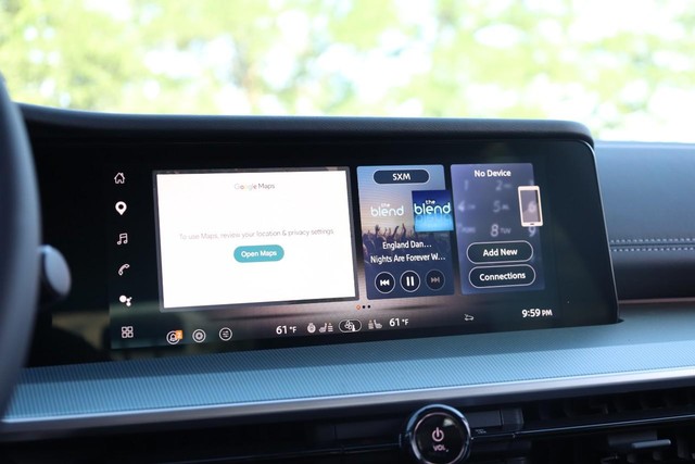 Nissan Murano Vehicle Image 13