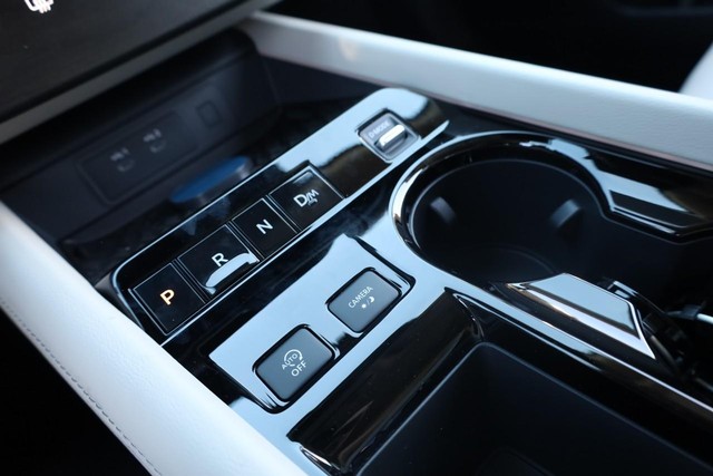 Nissan Murano Vehicle Image 19
