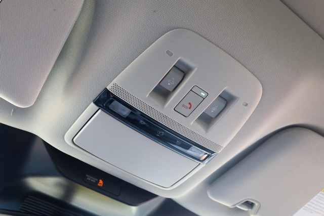 Nissan Murano Vehicle Image 20