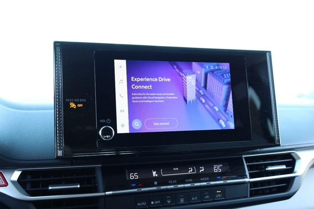 Toyota Sienna Vehicle Full-screen Gallery Image 14