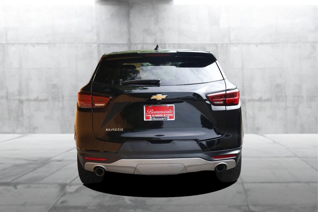 Chevrolet Blazer Vehicle Full-screen Gallery Image 6