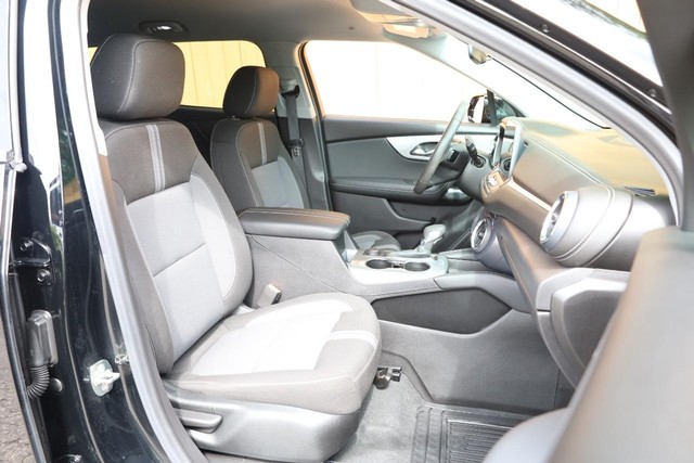 Chevrolet Blazer Vehicle Full-screen Gallery Image 22