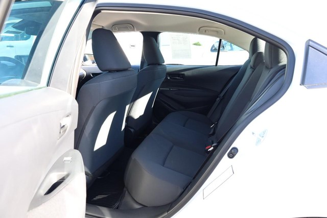 Toyota Corolla Vehicle Full-screen Gallery Image 20
