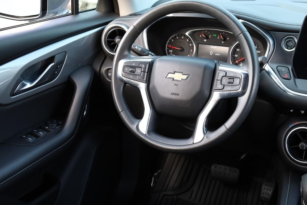 Chevrolet Blazer Vehicle Full-screen Gallery Image 22