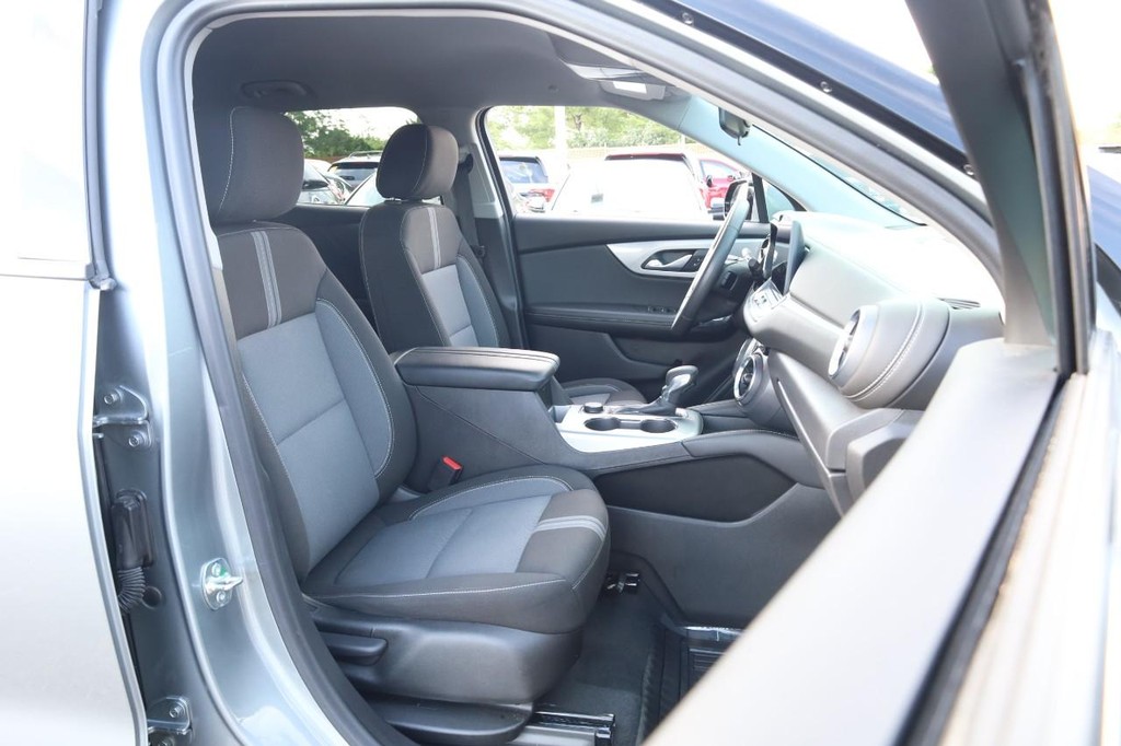Chevrolet Blazer Vehicle Full-screen Gallery Image 23