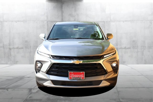 Chevrolet Blazer Vehicle Full-screen Gallery Image 4