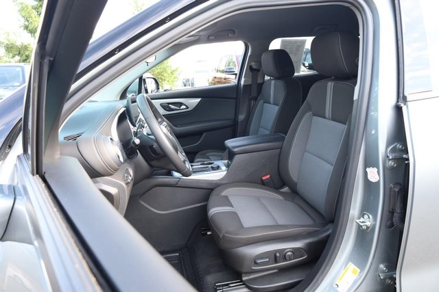Chevrolet Blazer Vehicle Full-screen Gallery Image 8