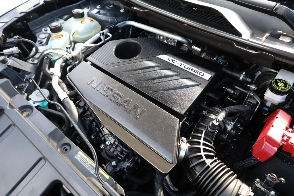 Nissan Rogue Vehicle Image 28