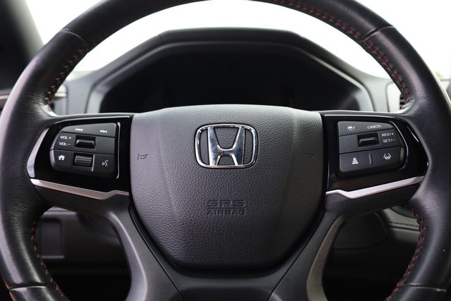 Honda Odyssey Vehicle Full-screen Gallery Image 12
