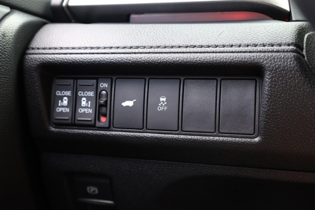 Honda Odyssey Vehicle Full-screen Gallery Image 22