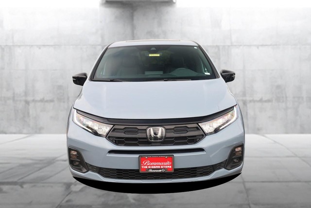 Honda Odyssey Vehicle Full-screen Gallery Image 4