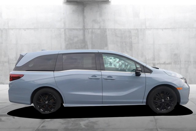 Honda Odyssey Vehicle Full-screen Gallery Image 5