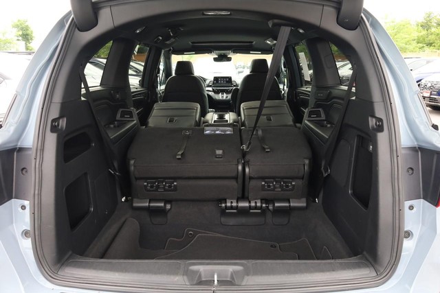 Honda Odyssey Vehicle Full-screen Gallery Image 9