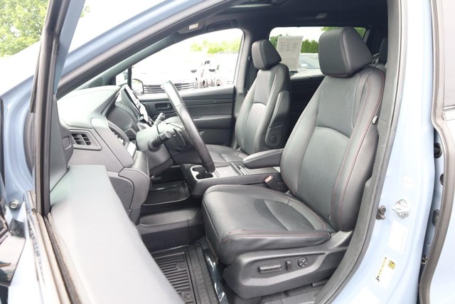 Honda Odyssey Vehicle Full-screen Gallery Image 10
