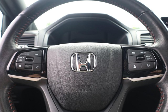 Honda Odyssey Vehicle Full-screen Gallery Image 12