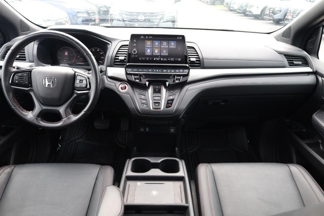 Honda Odyssey Vehicle Full-screen Gallery Image 25