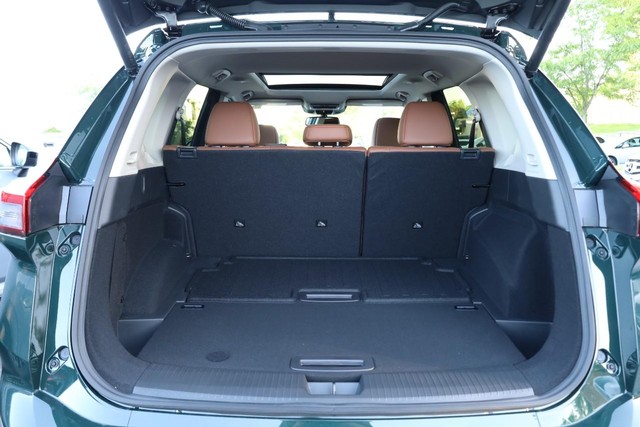 Nissan Rogue Vehicle Image 07