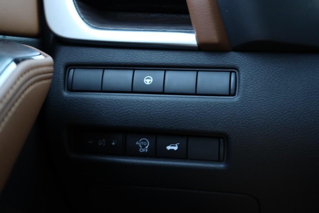 Nissan Rogue Vehicle Image 22