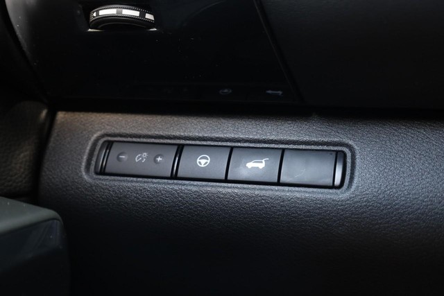 Nissan Pathfinder Vehicle Image 20