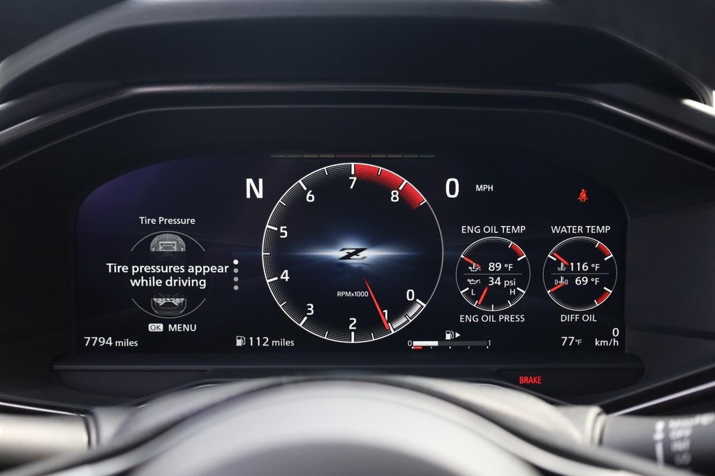 Nissan Z Vehicle Image 11