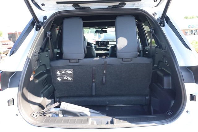 Nissan Rogue Plug-In Hybrid Vehicle Image 07