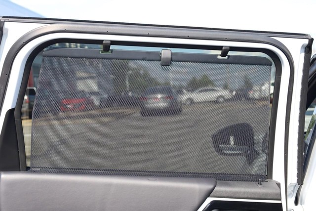 Nissan Rogue Plug-In Hybrid Vehicle Image 25