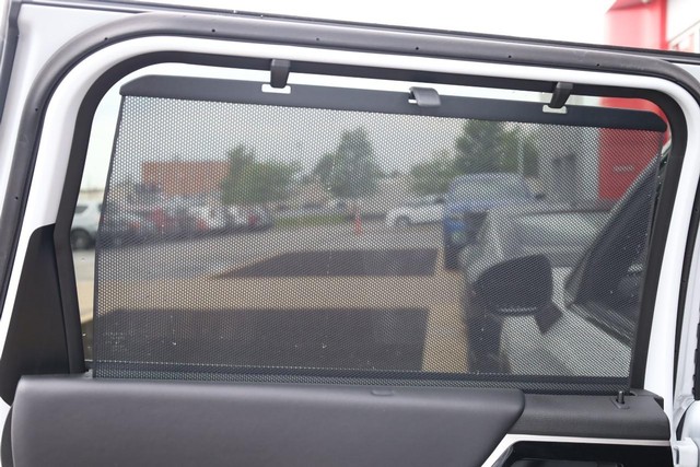 Nissan Rogue Plug-In Hybrid Vehicle Image 23