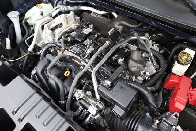Nissan Kicks Vehicle Full-screen Gallery Image 24