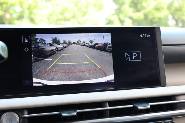 Hyundai Tucson Vehicle Full-screen Gallery Image 12