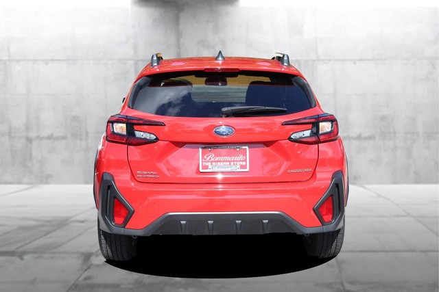 Subaru Crosstrek Vehicle Image 06
