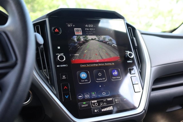 Subaru Crosstrek Vehicle Image 13