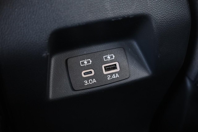 Subaru Crosstrek Vehicle Image 21